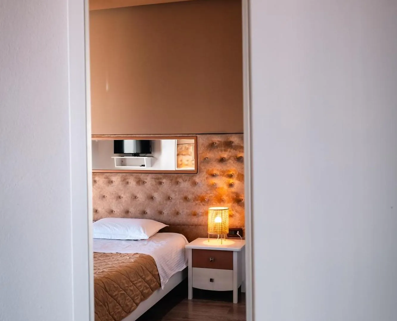 New Heaven Hotel Sarande