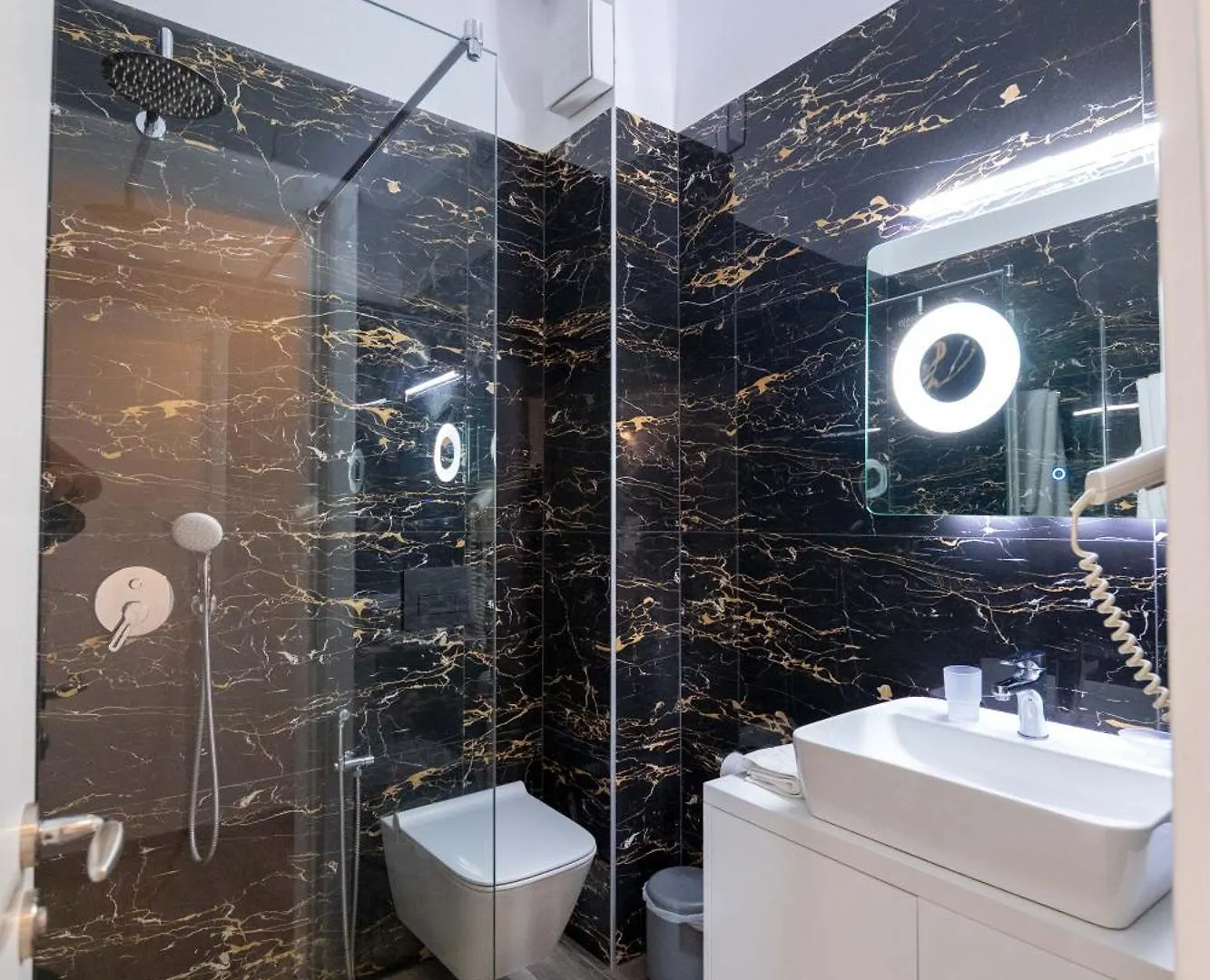 New Heaven Hotel Sarande