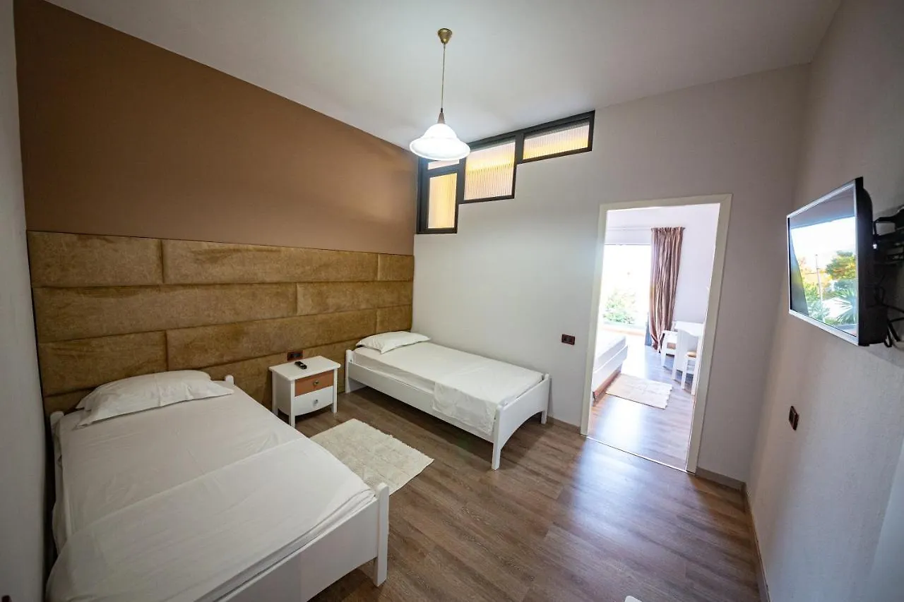 New Heaven Hotel Sarandë