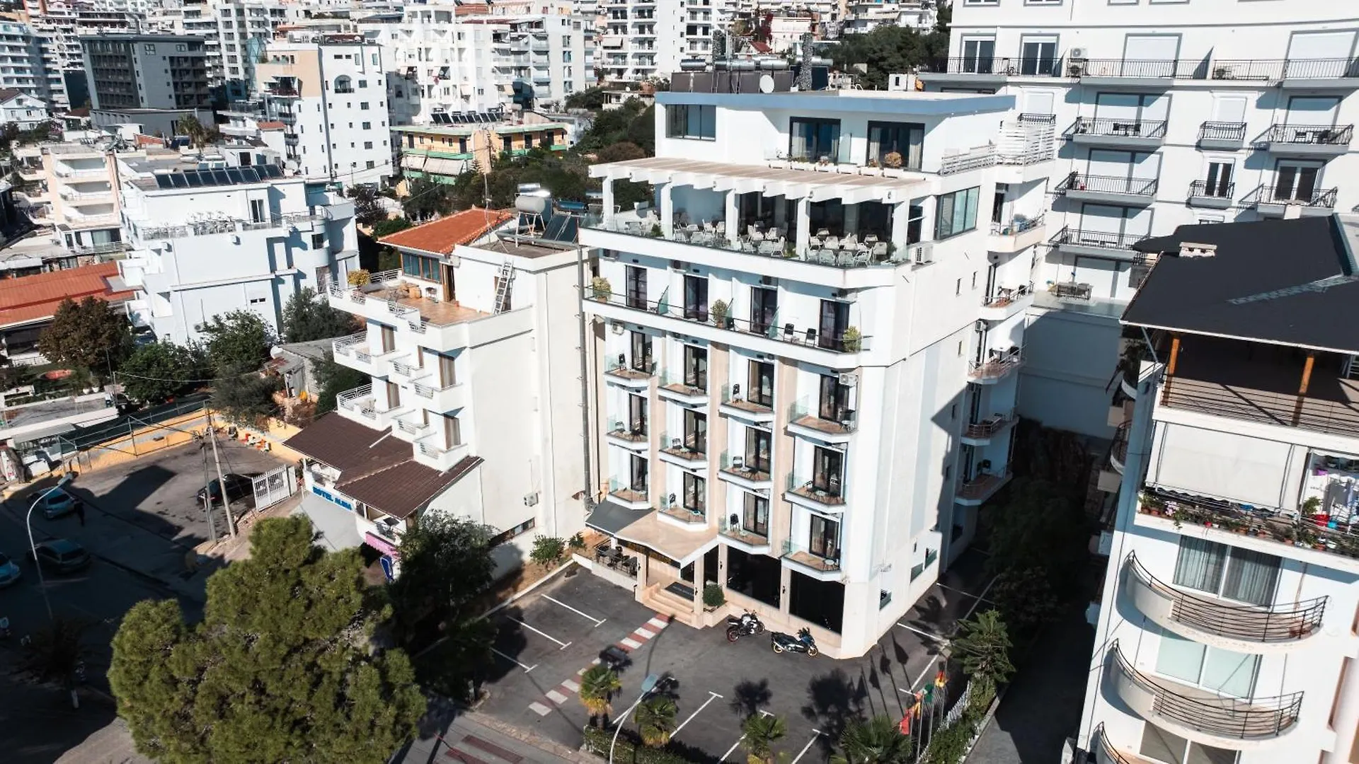 New Heaven Hotel Σαράντα 4*,  Αλβανία