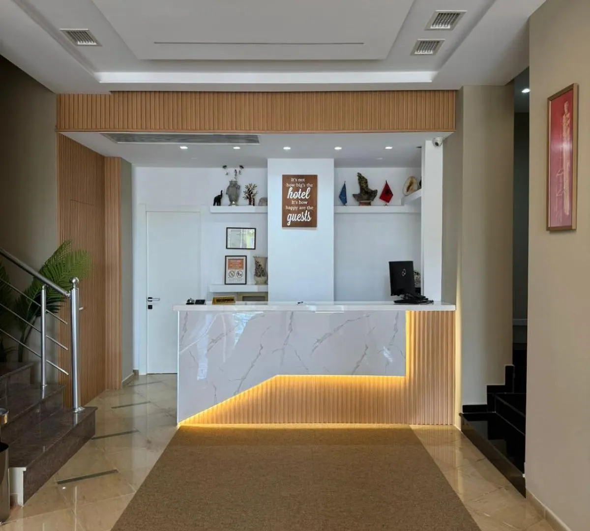 New Heaven Hotel Sarandë