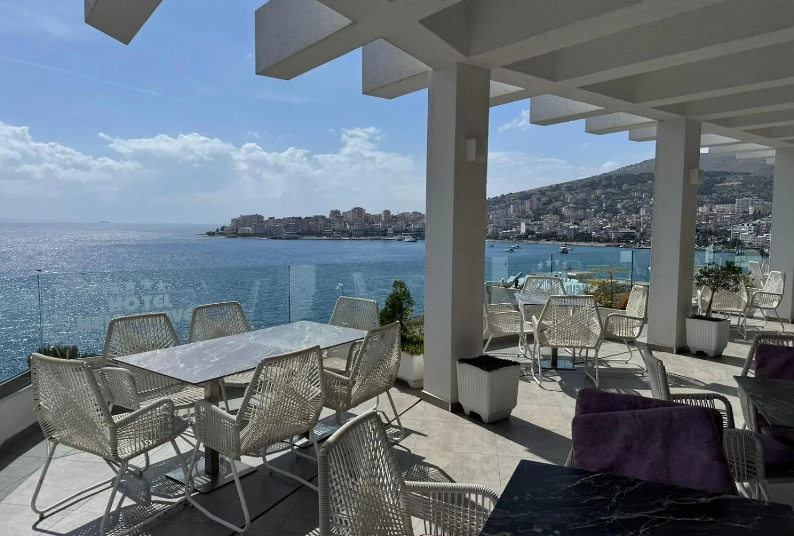 New Heaven Hotel Σαράντα