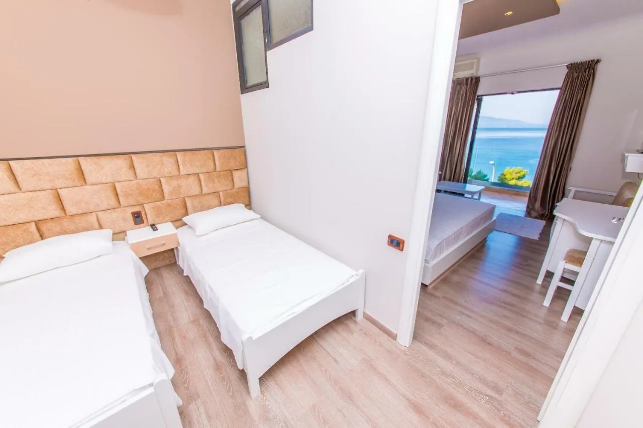 New Heaven Hotel Sarandë